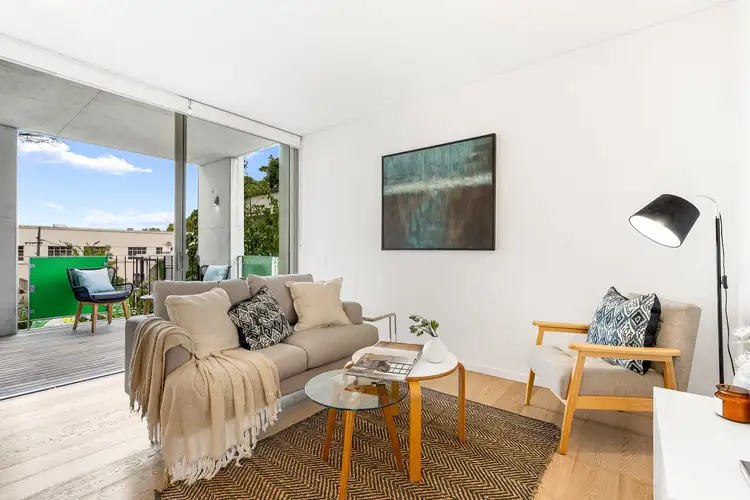 18/85 Bourke Street, Woolloomooloo NSW 2011