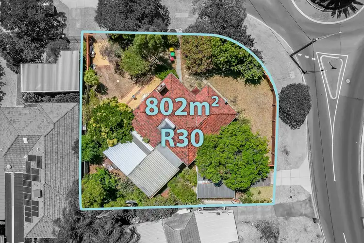 55 Francis Avenue, Karrinyup WA 6018