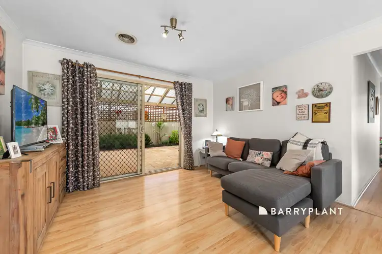 Fifth view of Homely house listing, 9 Creekbank View, Pakenham VIC 3810
