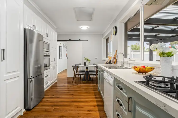 Fifth view of Homely house listing, 33 Morrie Crescent, Blackburn North VIC 3130