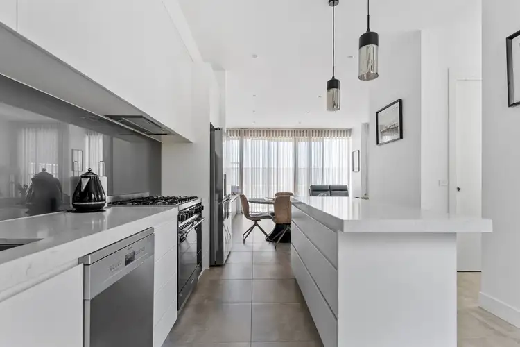 Fifth view of Homely house listing, 10 Progress Street, Strathmore VIC 3041