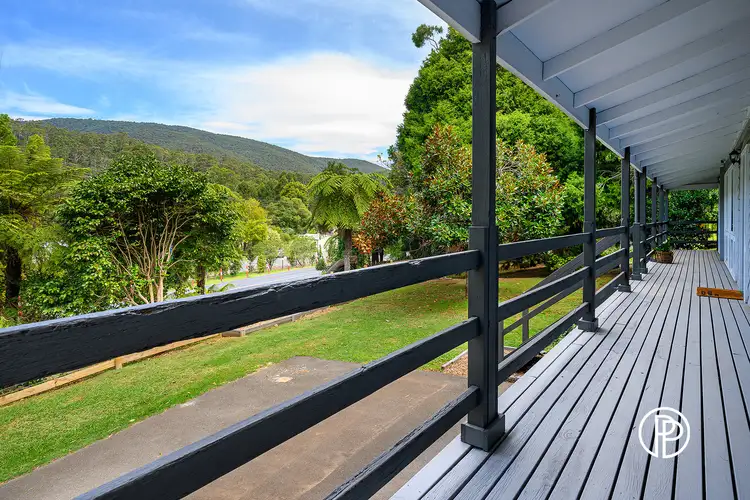 37 Woods Point Road, Warburton VIC 3799