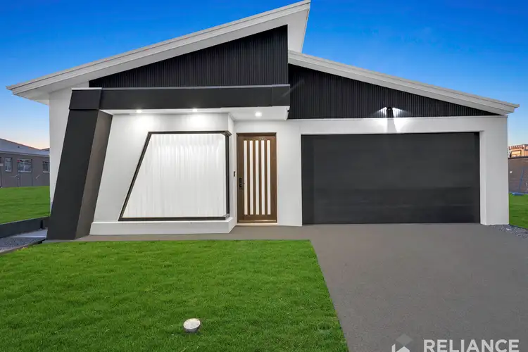 15 Touriga Circuit, Sunbury VIC 3429