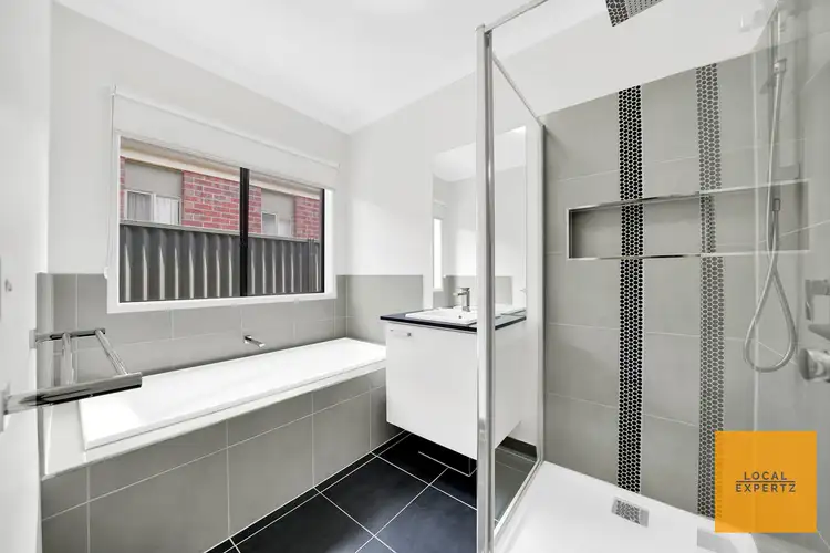 Second view of Homely house listing, 5 Brooksby Circuit, Harkness VIC 3337