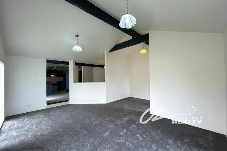 28 Kirkham Way