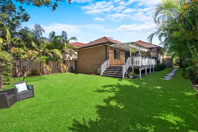 19 Alamein Avenue, Narraweena NSW 2099