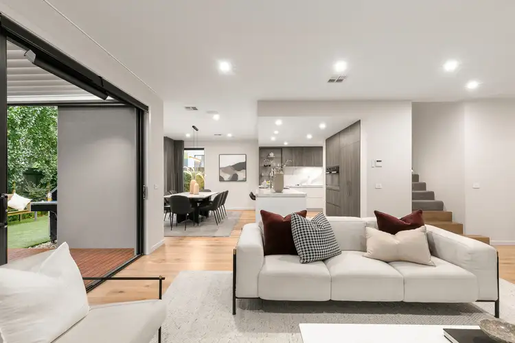 11 Parkview Road