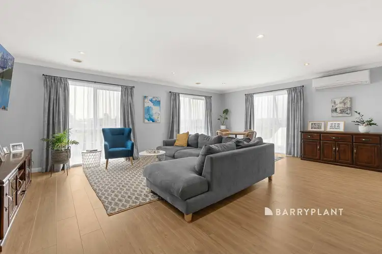 Sixth view of Homely house listing, 2 Southern Close, Drouin VIC 3818