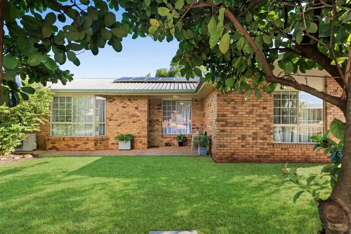 Main view of Homely house listing, 10 Heather Street, Kearneys Spring QLD 4350