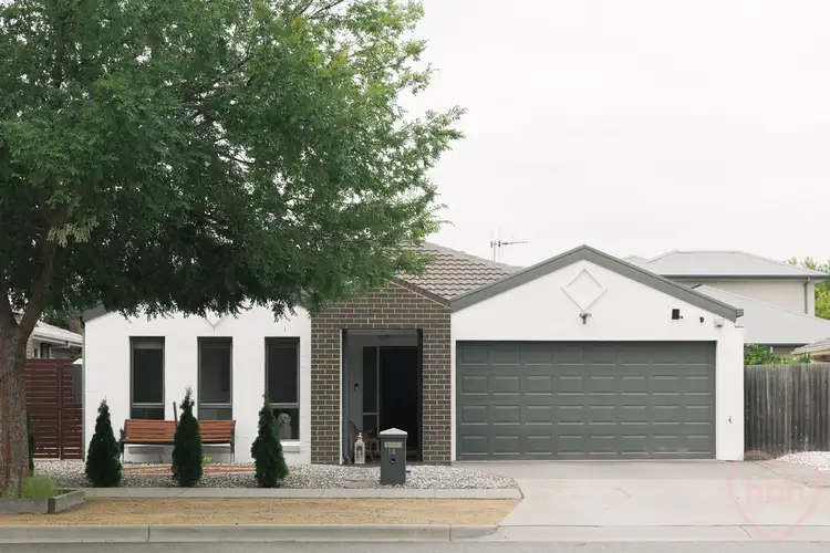 14 Gwen Meredith Loop, Franklin ACT 2913