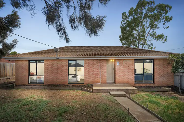 3 Perry Close, Melton VIC 3337
