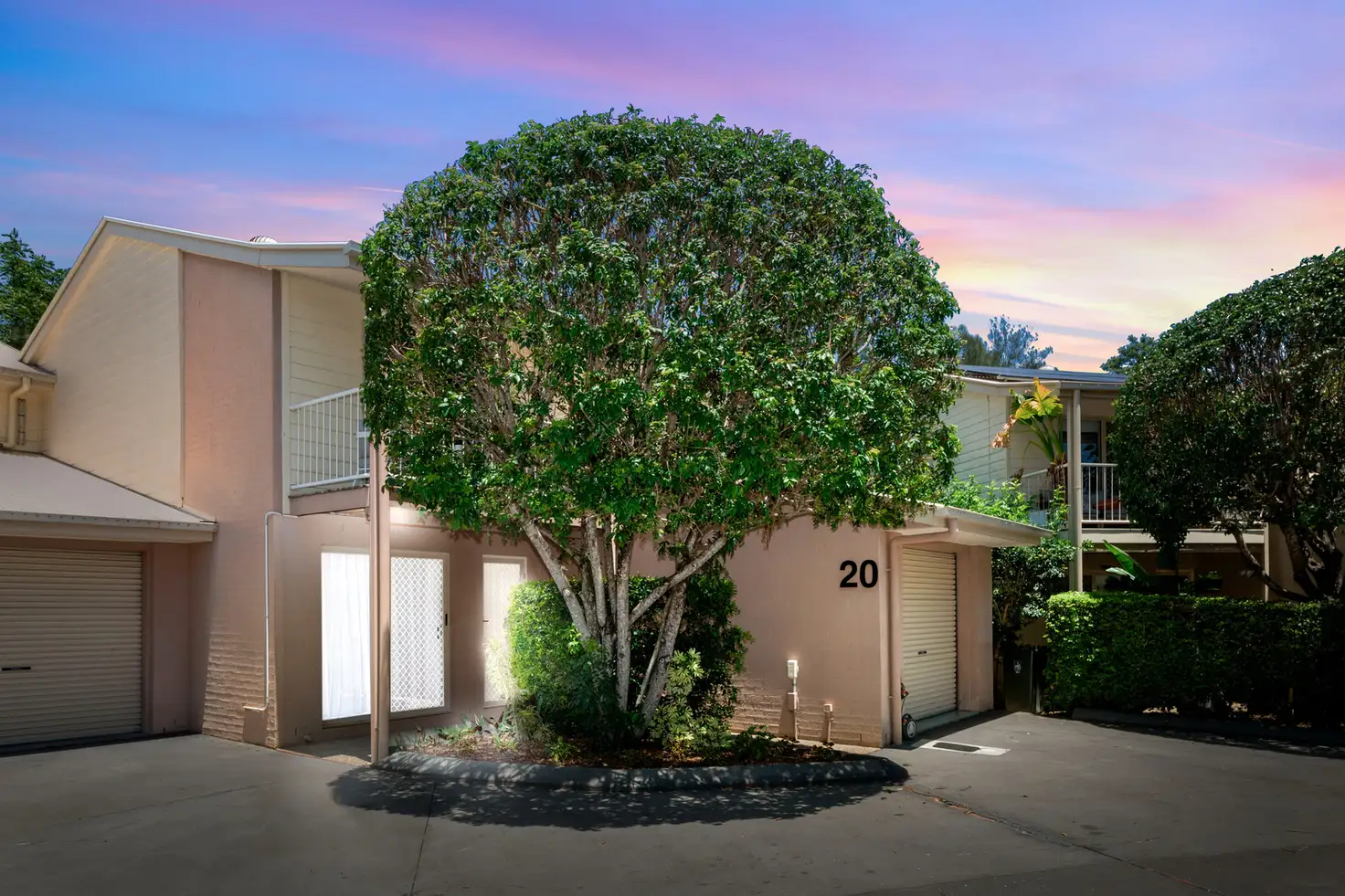 Main view of Homely townhouse listing, 20/29 Oatland Crescent, Holland Park West QLD 4121