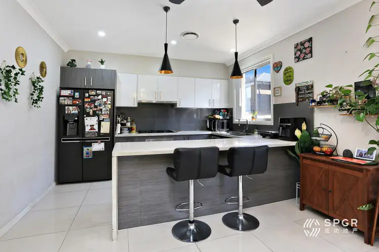 Third view of Homely townhouse listing, 6 Duff Glade, Schofields NSW 2762