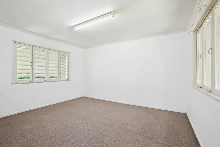 Fifth view of Homely semi-detached listing, 249 Elphinstone Street, Koongal QLD 4701