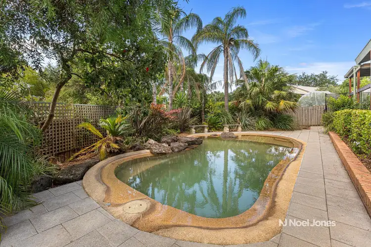 4 Glendower Court