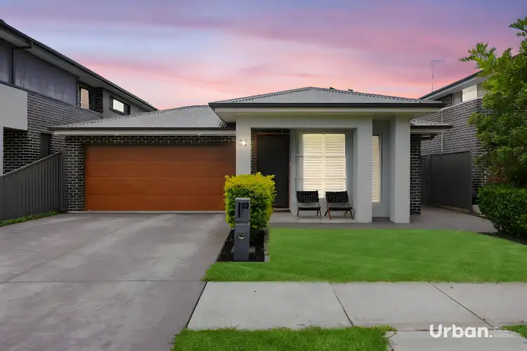 32 Needlebush Avenue, Denham Court NSW 2565