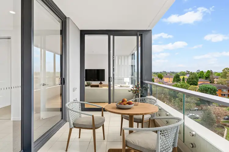 402/22 Cambridge Street