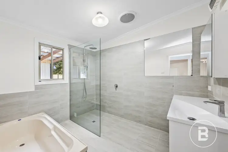 Fifth view of Homely house listing, 2 Kennedy Street, Maryborough VIC 3465