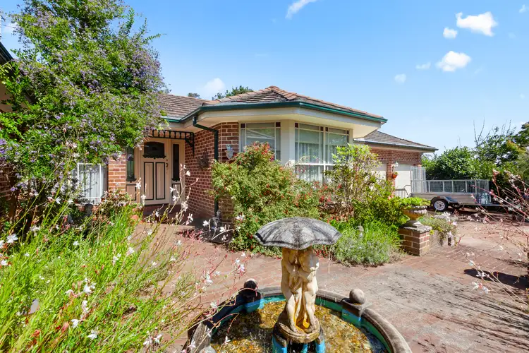 80 Queens Road, Leura NSW 2780