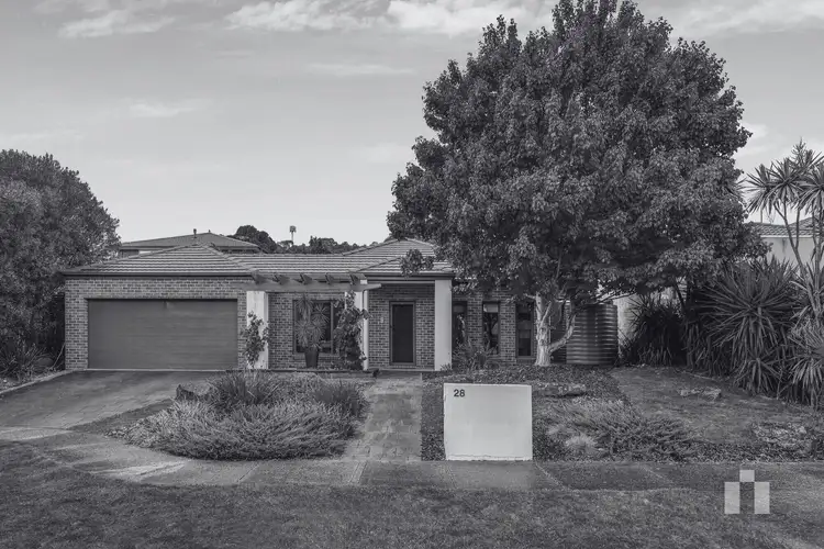 28 Glass Crescent, Doreen VIC 3754