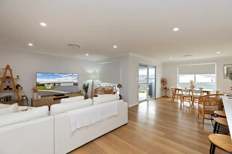 Fourth view of Homely house listing, 4 Corvina Close, Tamworth NSW 2340