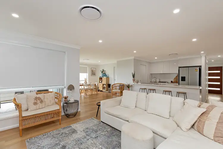 Fifth view of Homely house listing, 4 Corvina Close, Tamworth NSW 2340