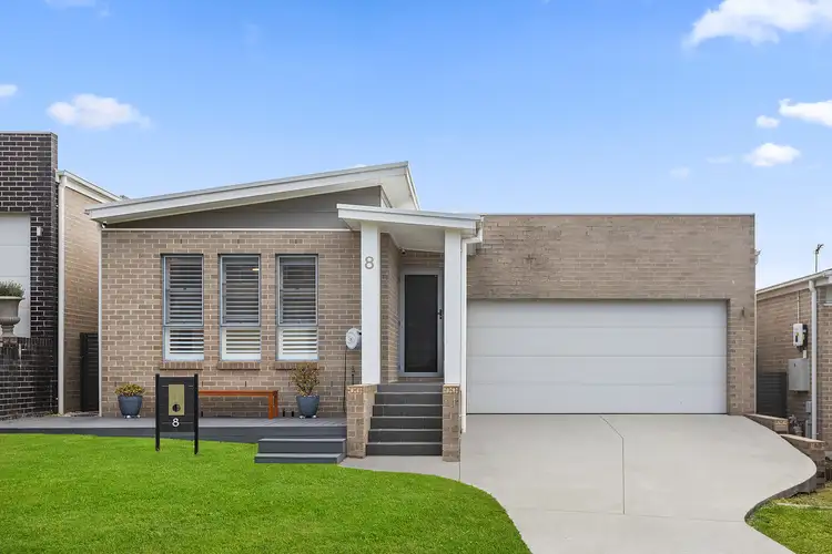 8 Jemima Close