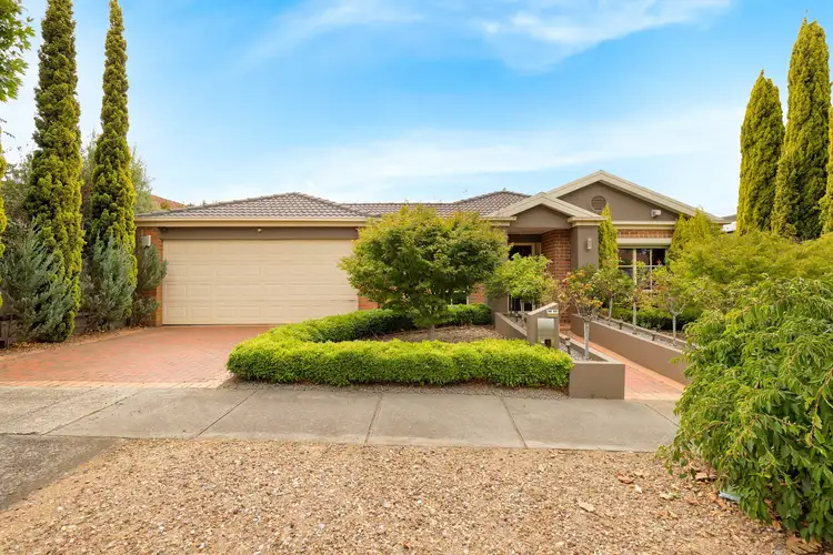 30 Wellington Drive, Hillside VIC 3037
