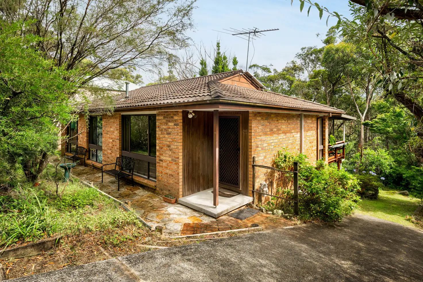 Main view of Homely house listing, 25 Dunoon Drive, Hazelbrook NSW 2779