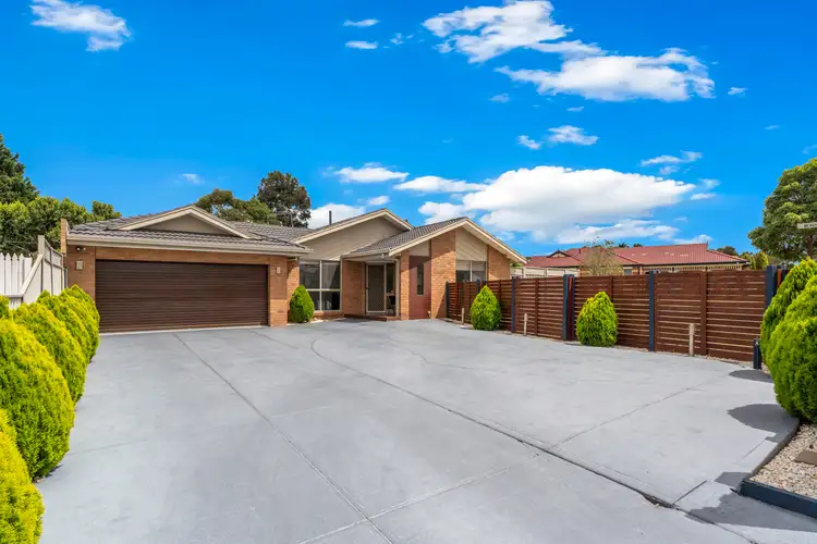 2 Gathray Court
