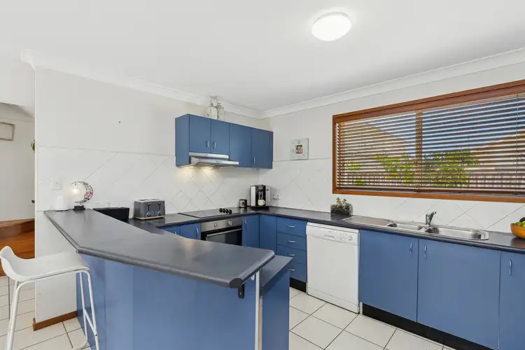 Second view of Homely townhouse listing, 4/82 Ocean View Drive, Wamberal NSW 2260