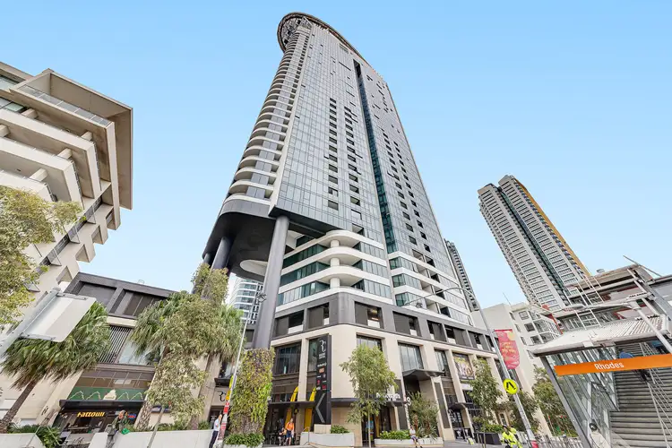 2209/8 Walker Street