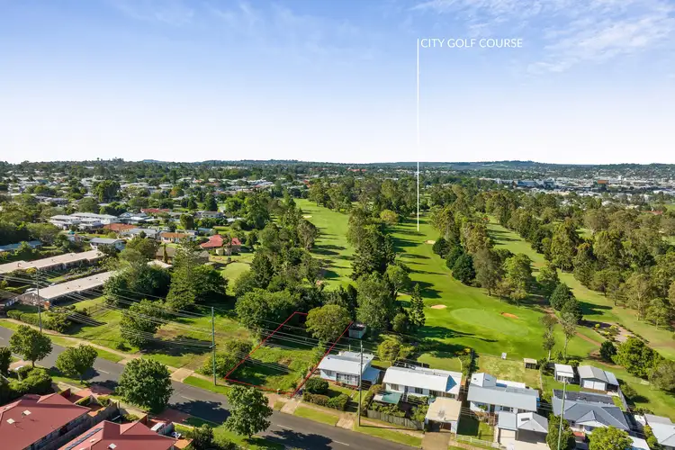 369 Alderley Street, South Toowoomba QLD 4350