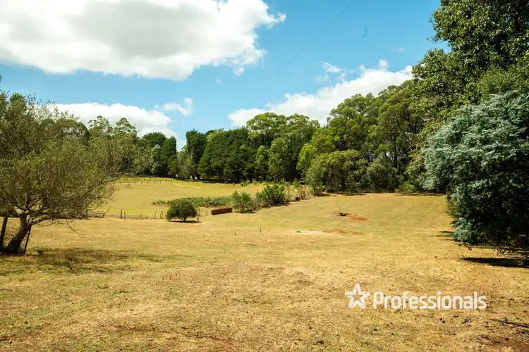 Second view of Homely house listing, 90 Falls Road, Hoddles Creek VIC 3139