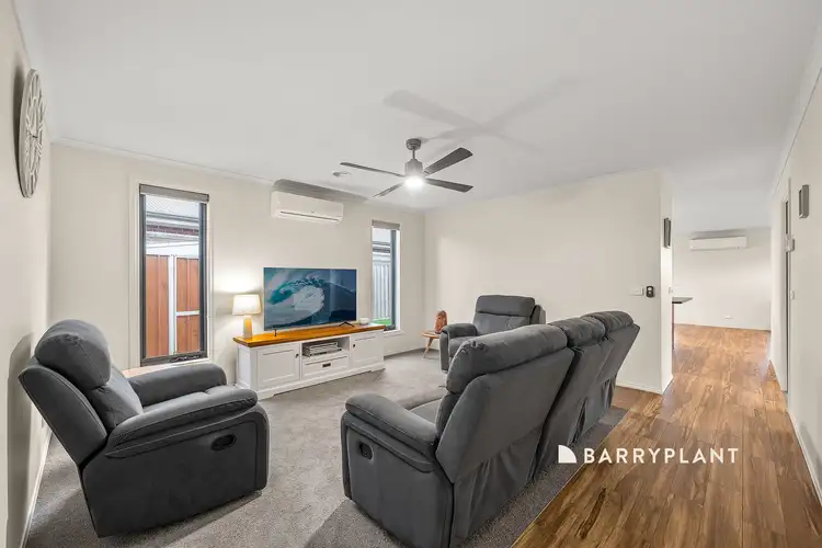 Sixth view of Homely house listing, 5 Pipit Close, Pakenham VIC 3810