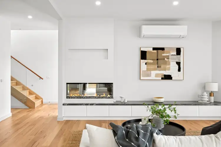 17 Ardlui Drive, Newtown VIC 3220