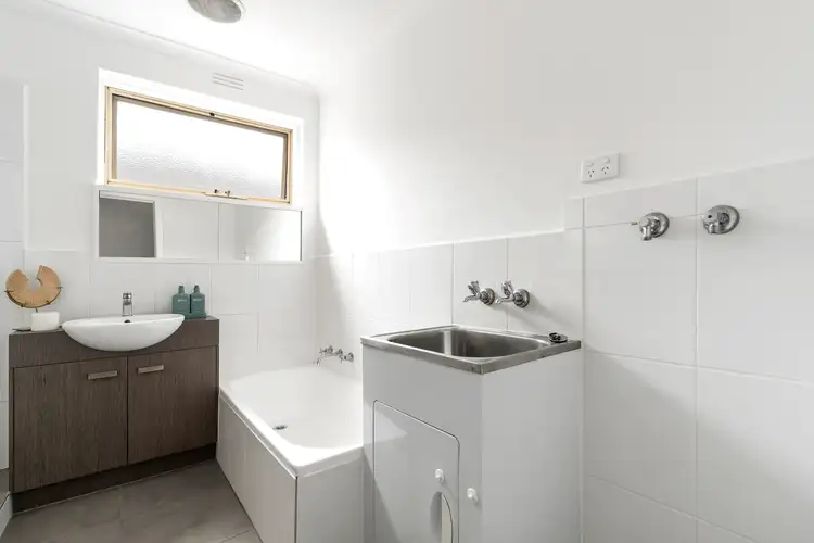 Sixth view of Homely apartment listing, 8/15 Kelvin Grove, Prahran VIC 3181