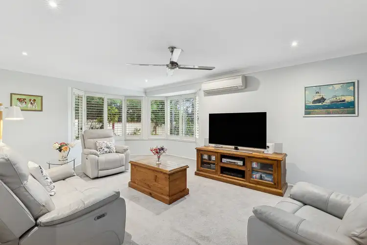 Fifth view of Homely house listing, 2 Jadash Close, Green Point NSW 2251