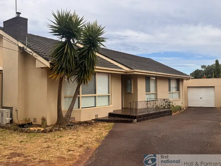10 York Court, Keysborough VIC 3173