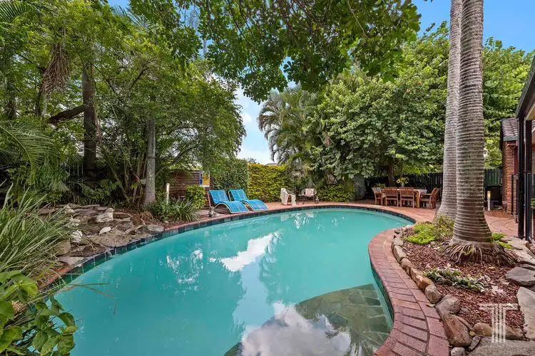 10 Andalucia Court, Wishart QLD 4122
