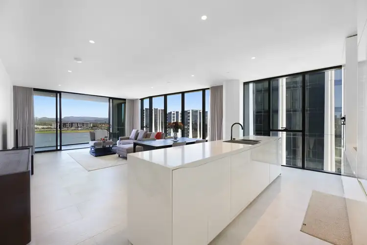 1702/2 The Lanes Boulevard, Mermaid Waters QLD 4218