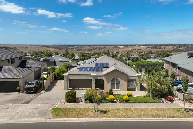 162 Belleview Drive, Sunbury VIC 3429