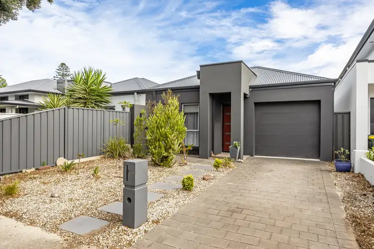 13A Centre Street, Largs Bay SA 5016