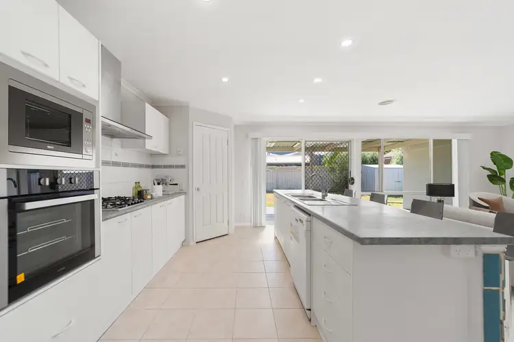 Fifth view of Homely house listing, 4 Woodhall Place, Tarneit VIC 3029