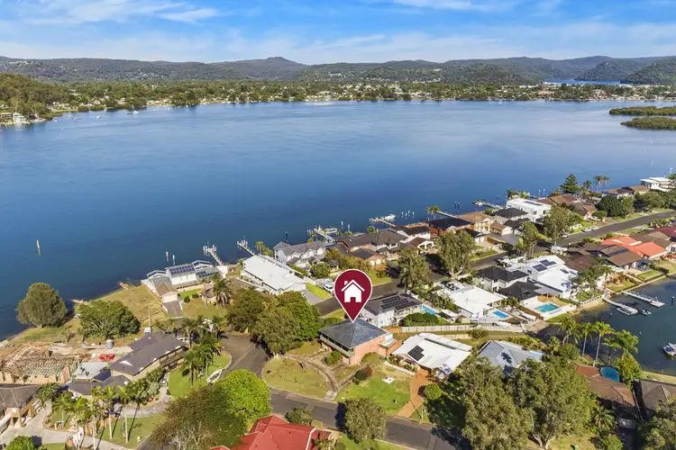 1 Mercator Parade, St Huberts Island NSW 2257