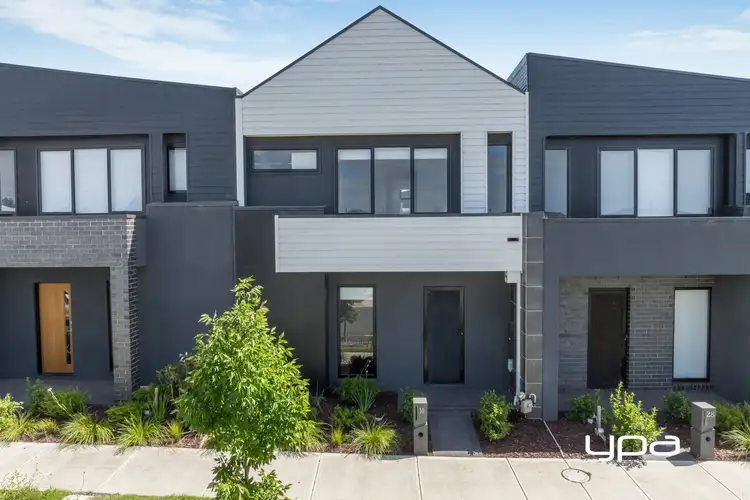 30 Ballet Crescent, Sunbury VIC 3429