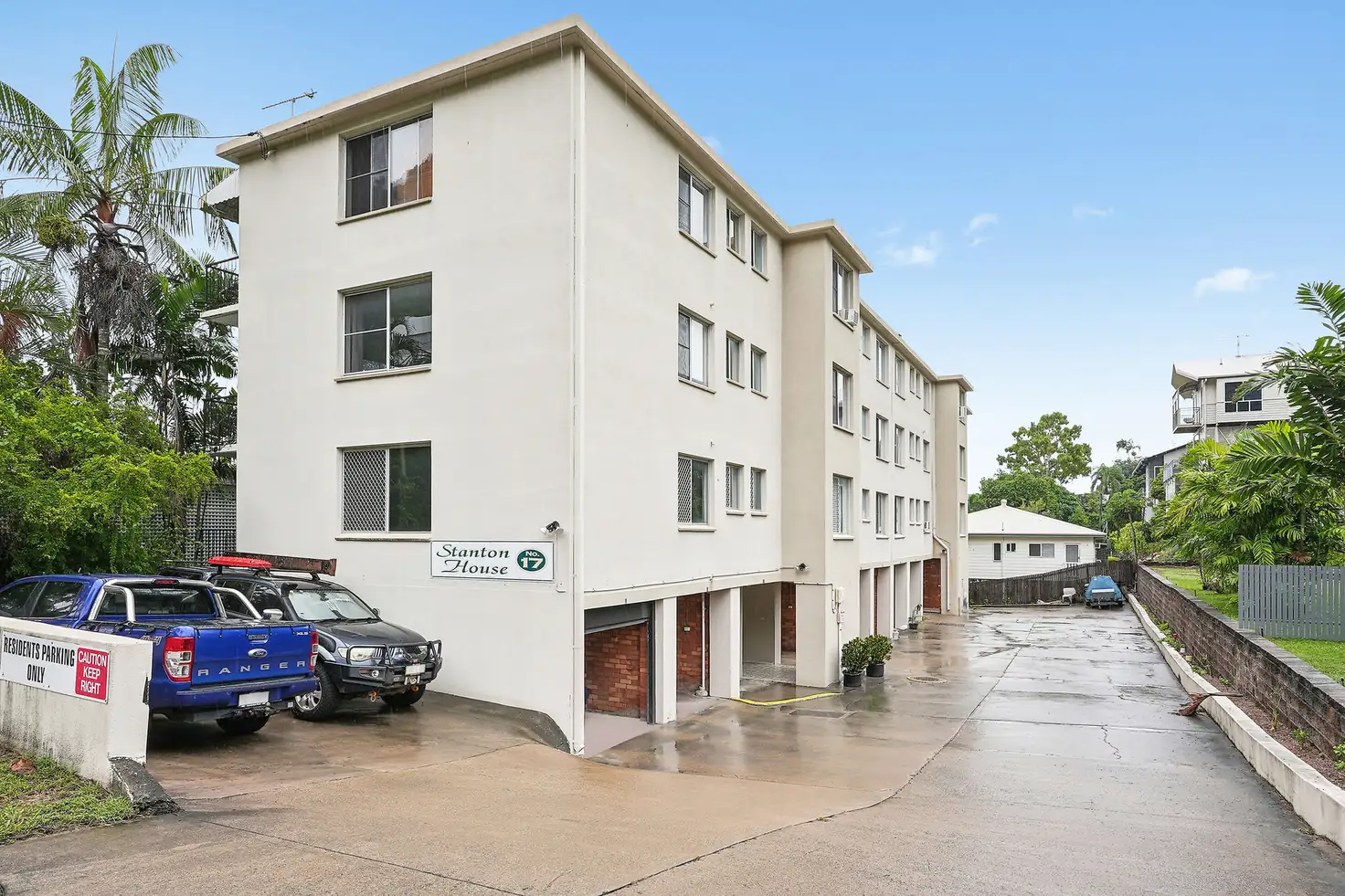 Main view of Homely apartment listing, 11/17 Stanton Terrace, North Ward QLD 4810