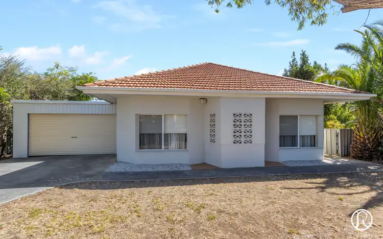 14 Barnett Terrace