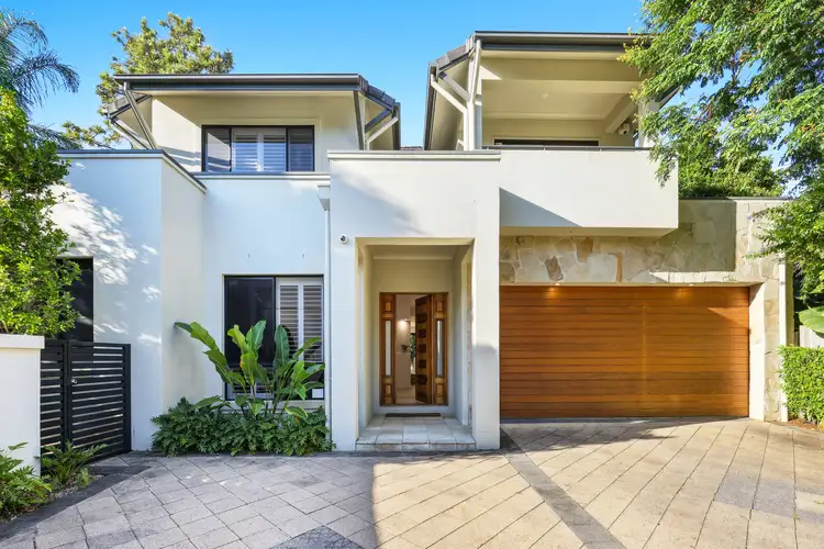 2/45 Winchester Street
