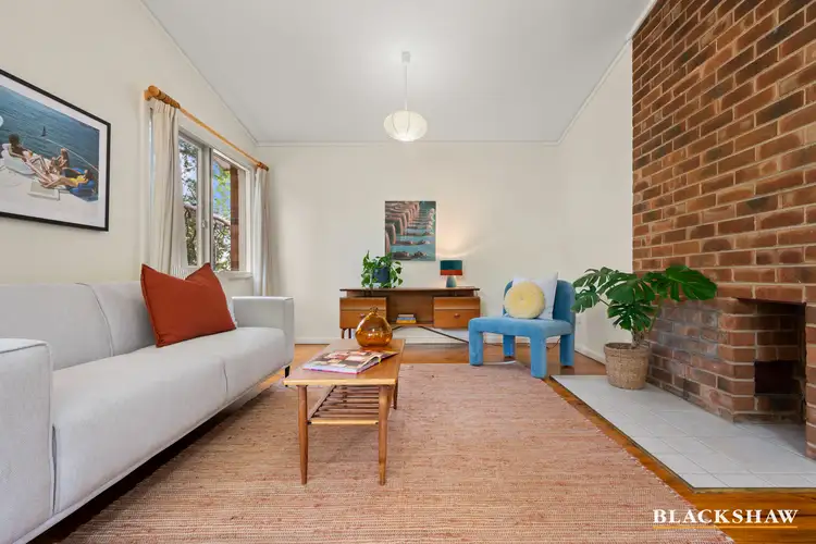 22 Mackennal Street